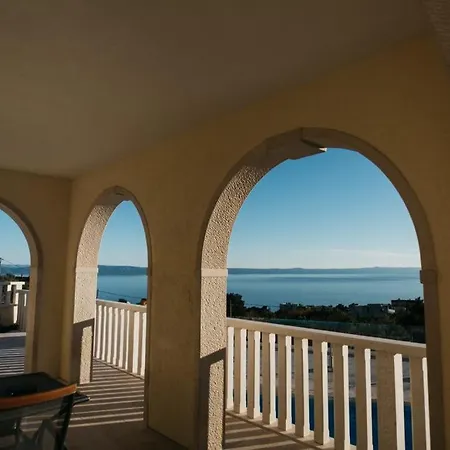 Hills Apartamento Makarska