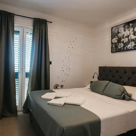 Hills Apartamento Makarska