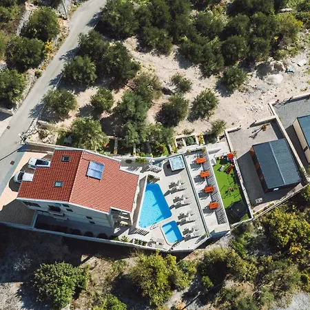 Apartment Hills Makarska