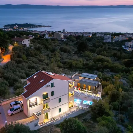 Hills Apartment