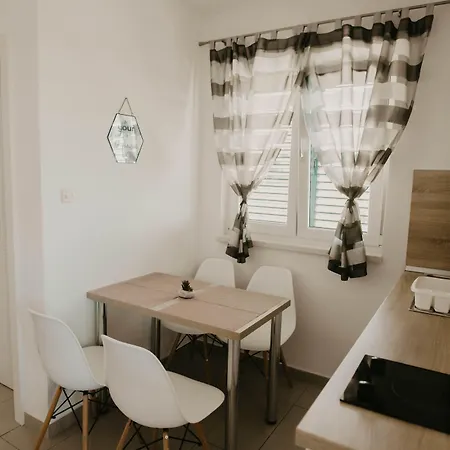 Apartment Hills Makarska